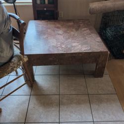 Very Good Quality Everyday Table