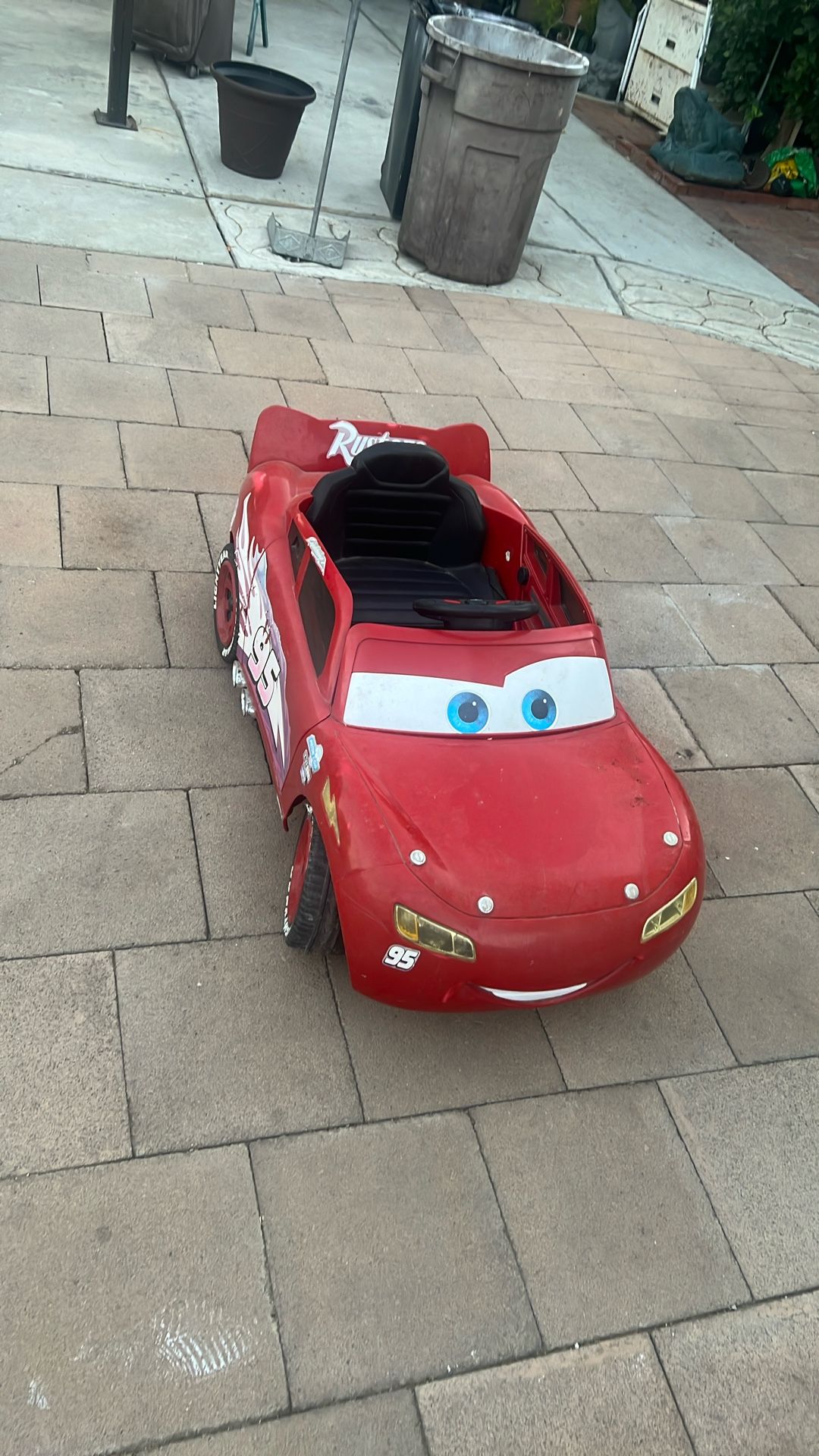 Mac queen Car