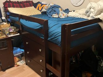 Twin bed and mattress
