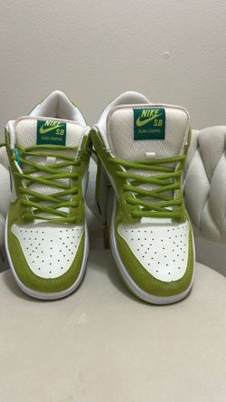 Unisex Sneakers – US 10 / EU 44 – Comfortable Everyday Shoes