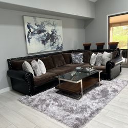 LARGE SECTIONAL SOFA