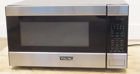 Viking 2.0 Family Size Stainless Steel Microwave