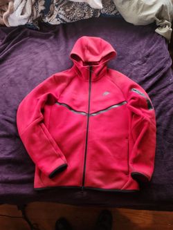 Red nike tech size medium