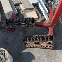 Small block Chevy heads 202 valves double hump