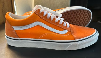 NEW Vans Old Skool Bright Orange Sneakers – Men’s 10.5
