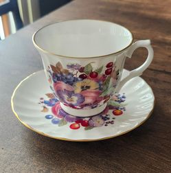 Vintage Crown Trent Fine Bone China Teacup Saucer Set England Cup Fruits Floral