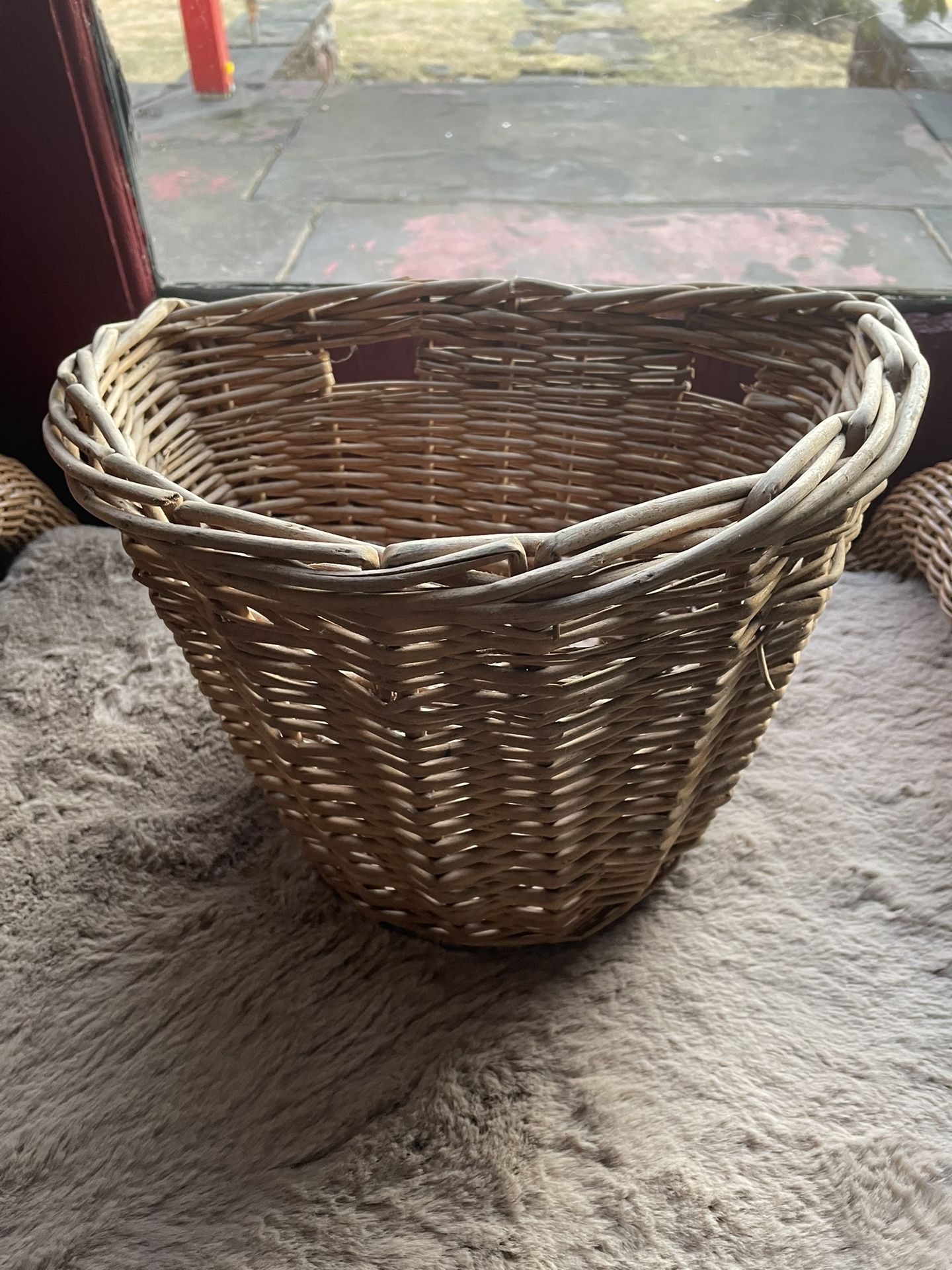 Retro Bike Basket Wicker Woven Bicycle Front Basket Handlebar Storage Basket