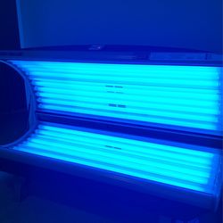 Wolff Tanning Bed Solar Wave 24 Deluxe 110V 