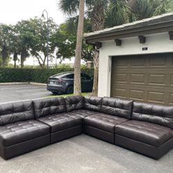 Sectional Couch/Sofa - Brown - Modular - Delivery Available 🚛