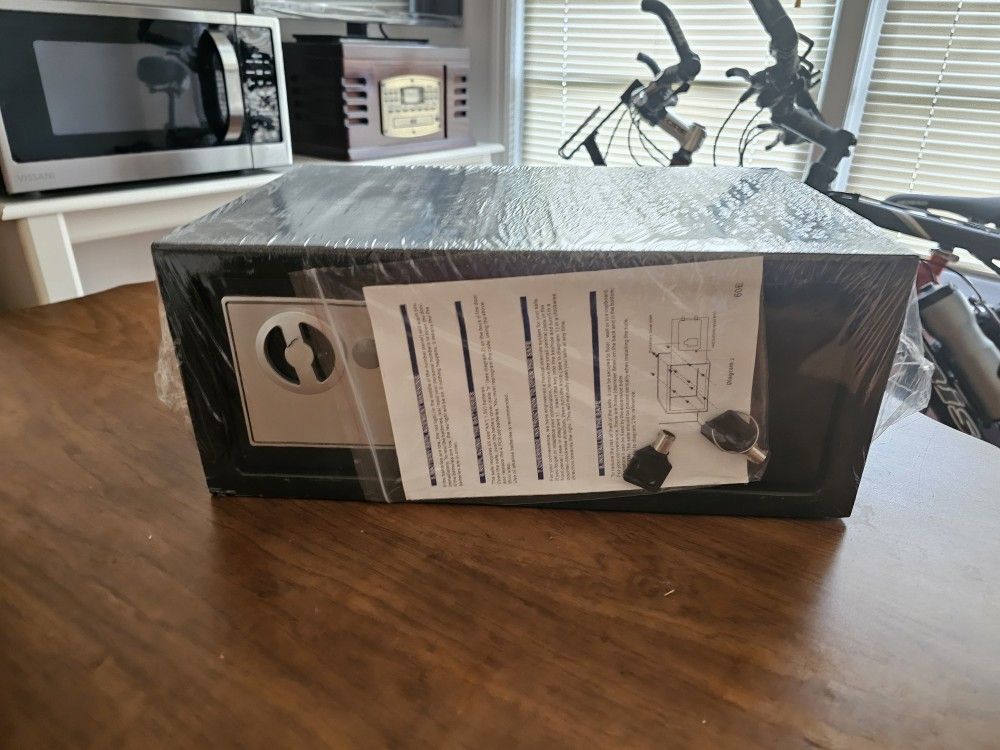 JEWELRY METAL SAFE BOX