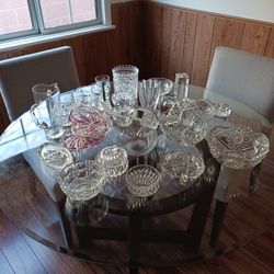 LOTS OF CRYSTAL