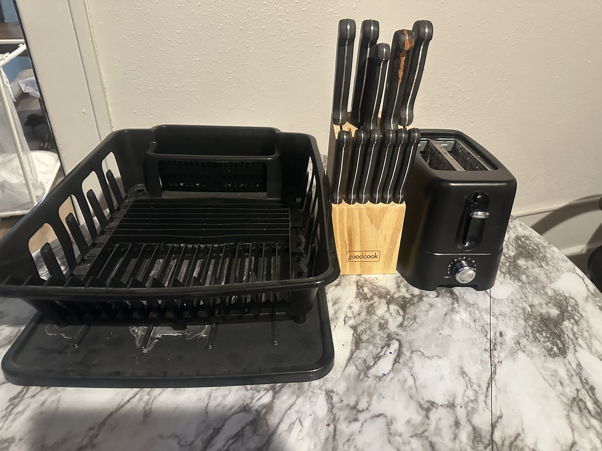 Knife Block Set, Toaster And Dish Rack