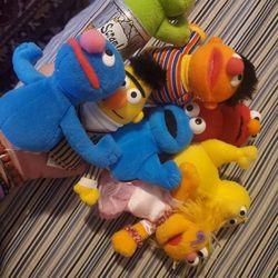 Gund Brand New Sesame Street Finger Puppets 