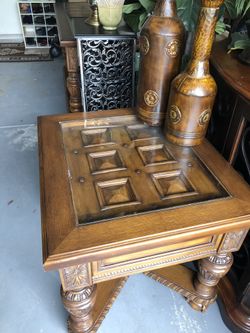 Sofa decor Table. Great solid Quality