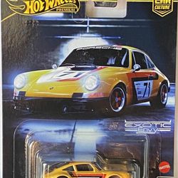 Hot Wheels Car Culture Premium ’71 Porsche 911 (Real Riders)