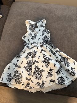 Black and white dress size8