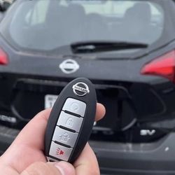 Nissan key fob Nissan car key