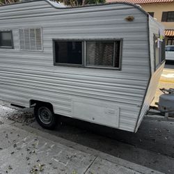 13’ Vintage Travel Trailer