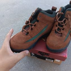 Hi-tec Hiking Boots