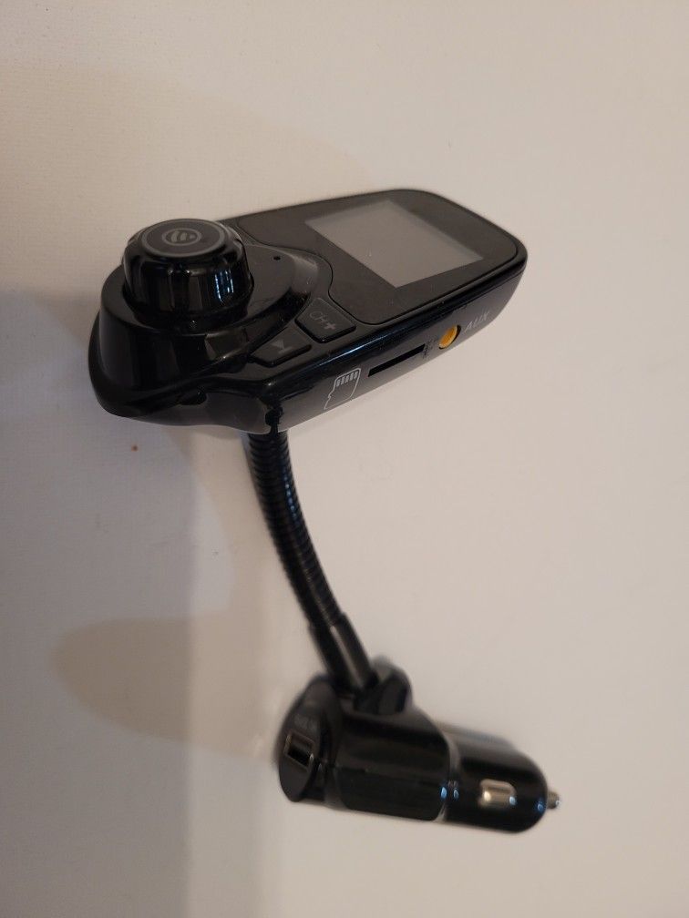 ONN Wireless FM Bluetooth Transmitter OBO for Sale in Penitas, TX OfferUp