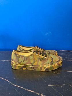 Vans-Authentic Woman's 'Mono Print Camo' (Size 6)