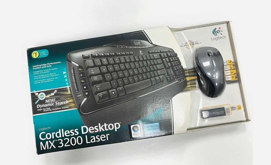 Logitech Cordless Keyboard and Mouse MX 3200 Laser AA Battery Powered LCD Display Tons of Hotkeys