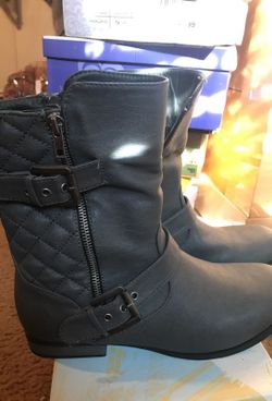 Gray boots size 9