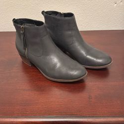 Lucky Brand Black Ankle Boots – Women’s Size 8.5