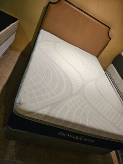 Full Size Bed 🌙