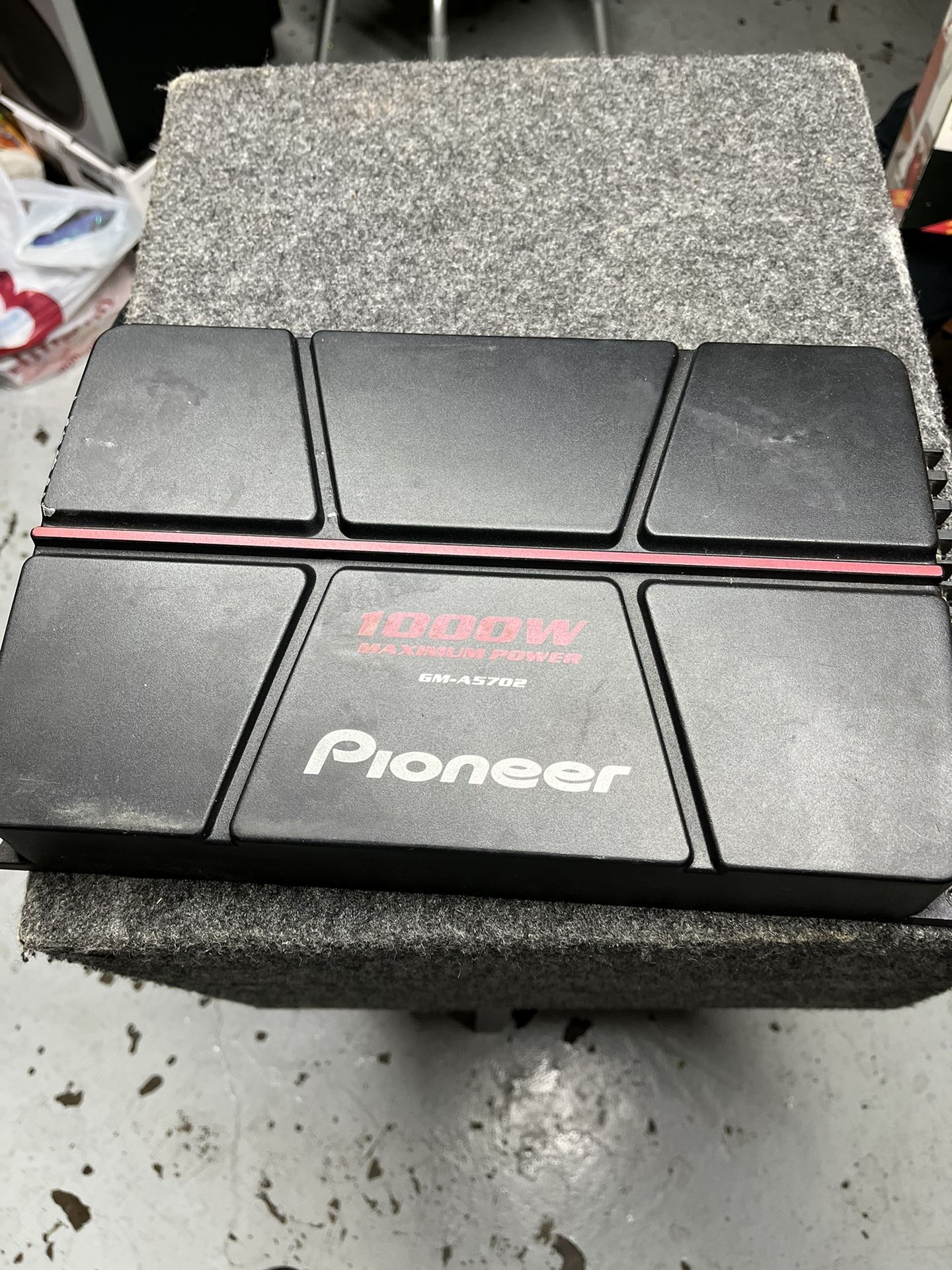 Pioneer 1000w Max Power
