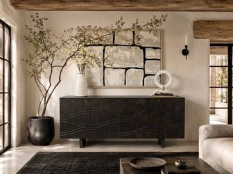 Sideboard / credenza