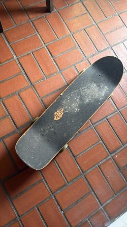 Skate board