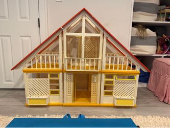 Barbie dream house 1979