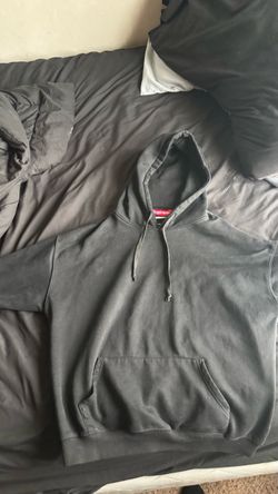Supreme hoodie