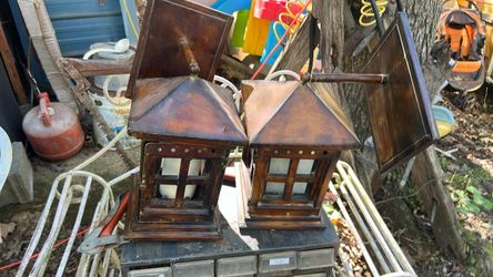 Set of brass looking metal candle lights