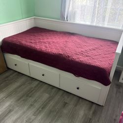 Twin Bed That Can Be Made To Queen Size Selling As Is Without Mattress 