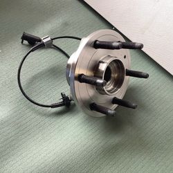 515096 4WD Front Wheel Hub Bearing . Chevy Tahoe,Silverado 1500 , Tahoe, Suburban, Cadillac Escalade, Gmc Yukon 2007-2014