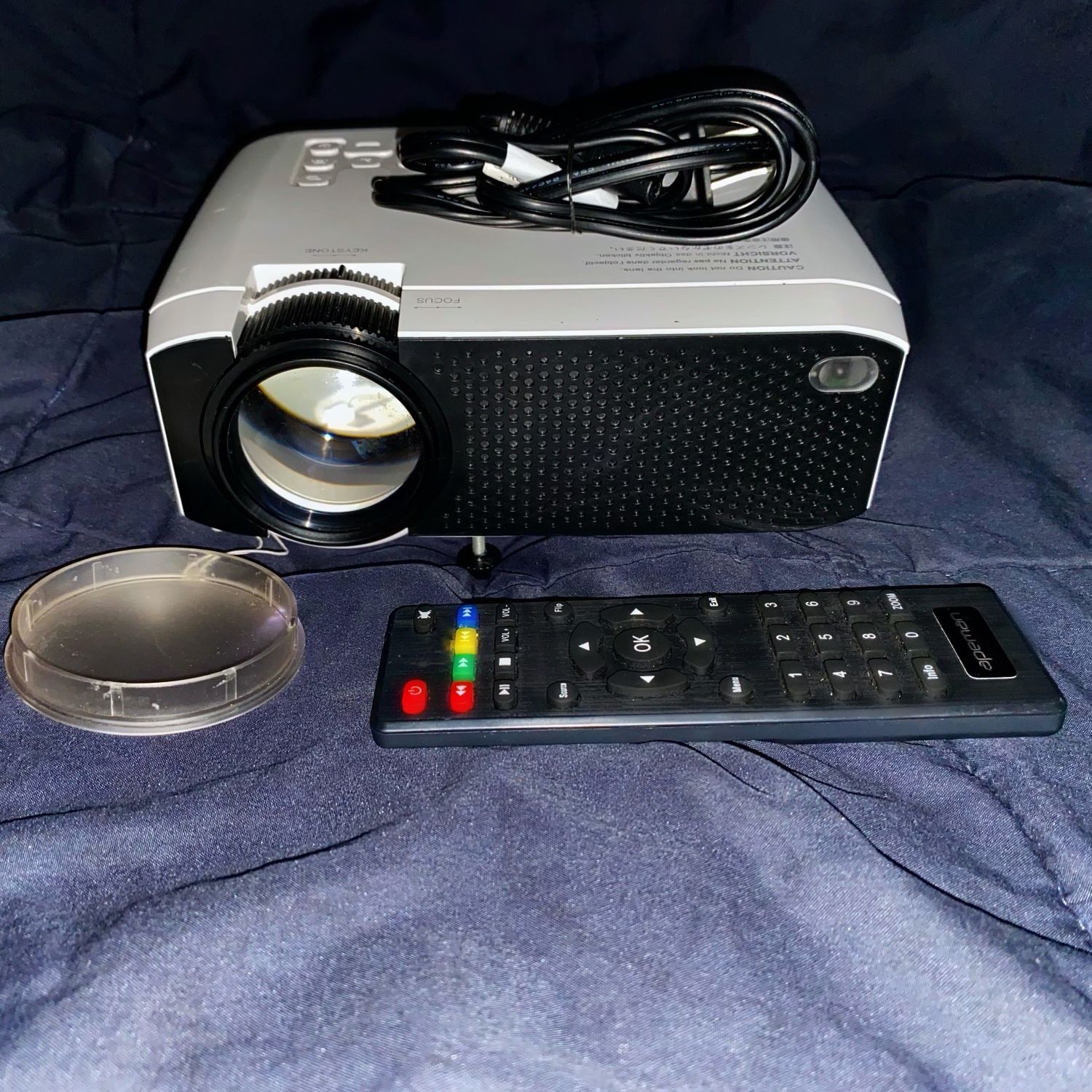 Apeman LC350 Mini Projector