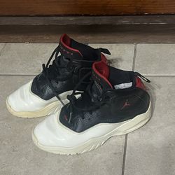 Jordan Shoes Kids Size 1        $20