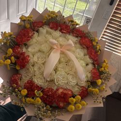 Flower Bouquets / Ramos 