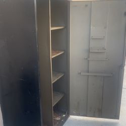 Metal Storage Cabinet 