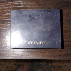 Small Estēe Lauder Makeup Palette No Brush. (Offer?)