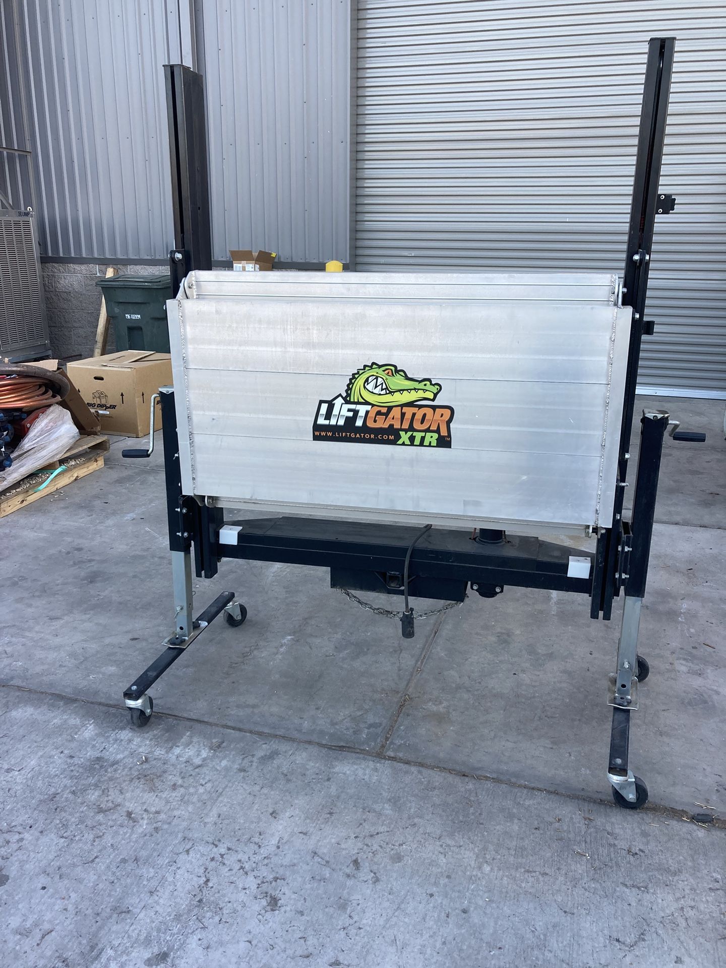 Truck Lift Gate