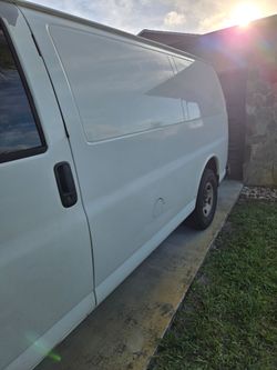2009 chevy 2500 cargo van