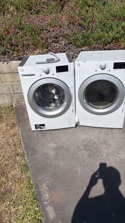 Washer dryer 300$ or best offer really need them gone open to any reasonable offer
