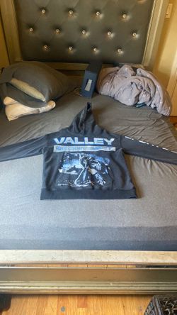 Valley sweater