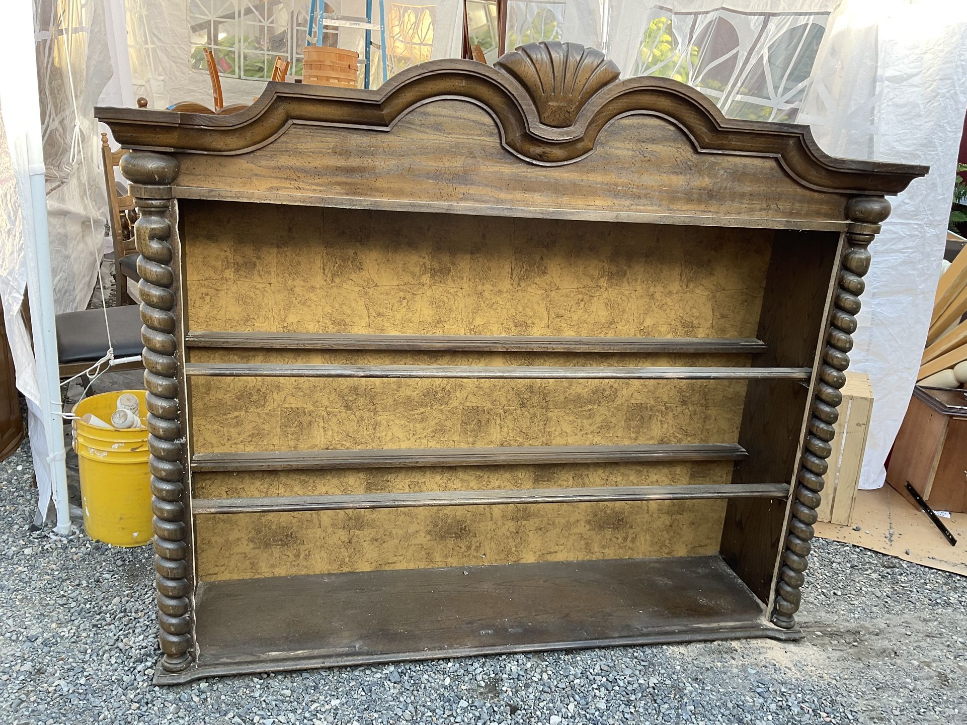 Free Display Cabinet: Pending