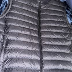Black Puffer Vest 