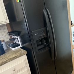 Kenmore Refrigerator 
