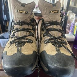 HI-TEC V-LITE BROWN LEATHER HIKING ANKLE BOOTS